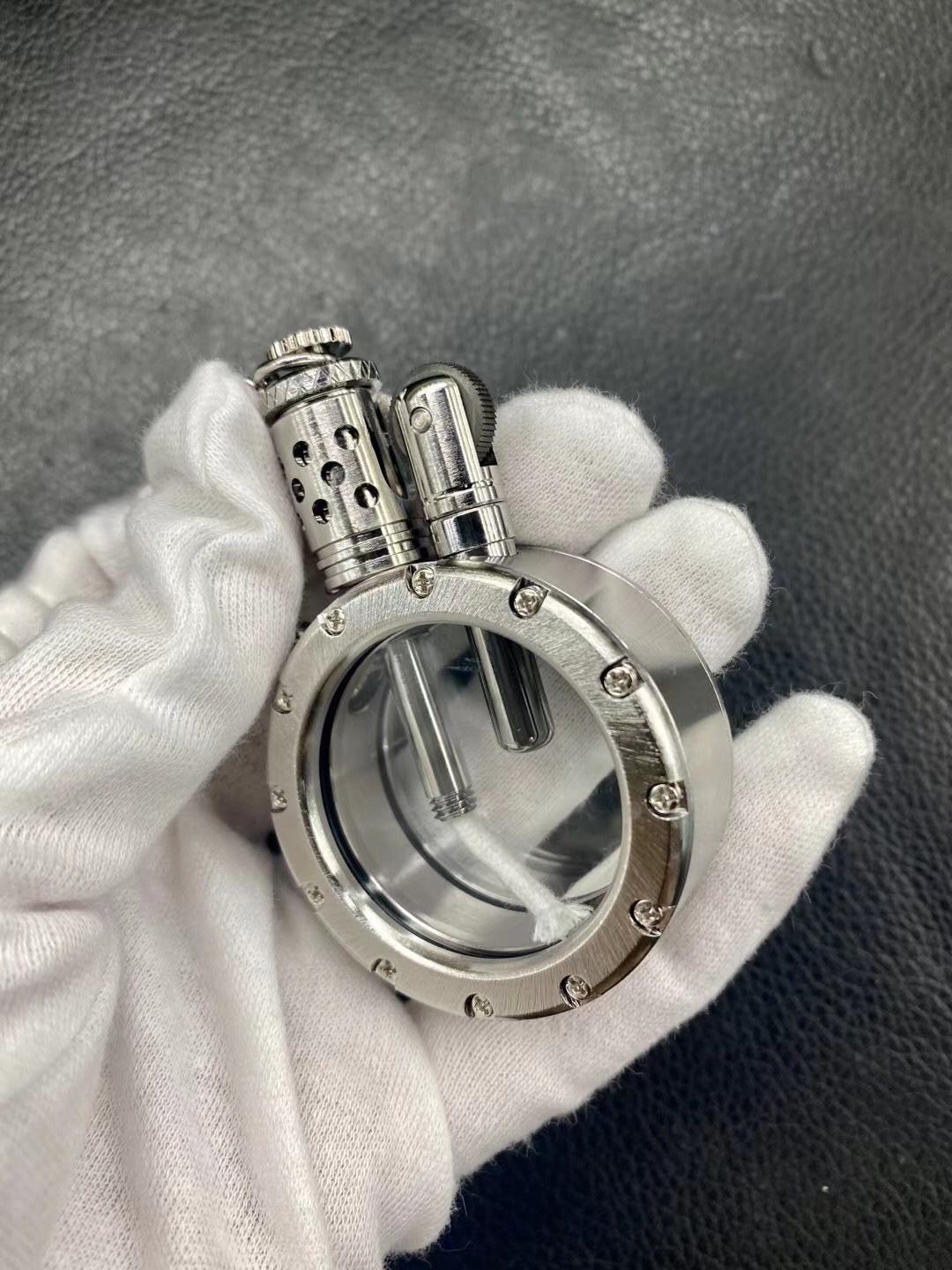 Retro Style Transparent Lighter